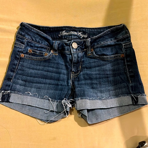 American Eagle Outfitters Mid-2000s shorts - Picture 1 of 3